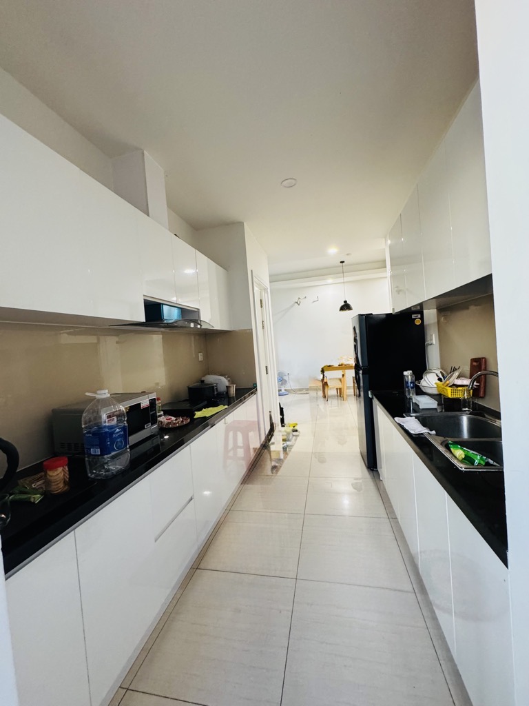 Cần bán căn hộ 81m2 chung cư Hưng Thịnh Boulevard, nội thất cơ bản